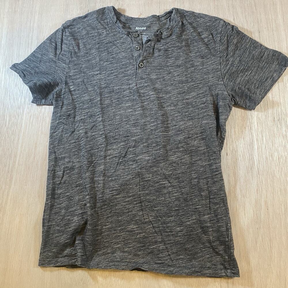 Abound Shirt Men’s Short Sleeve Henley Casual Soft Blend Three Button Tee Size S